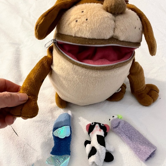 Pup Goblin Finger Puppet Holder NWOT - Picture 8 of 9
